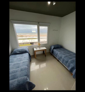 Hermoso departamento frente al mar